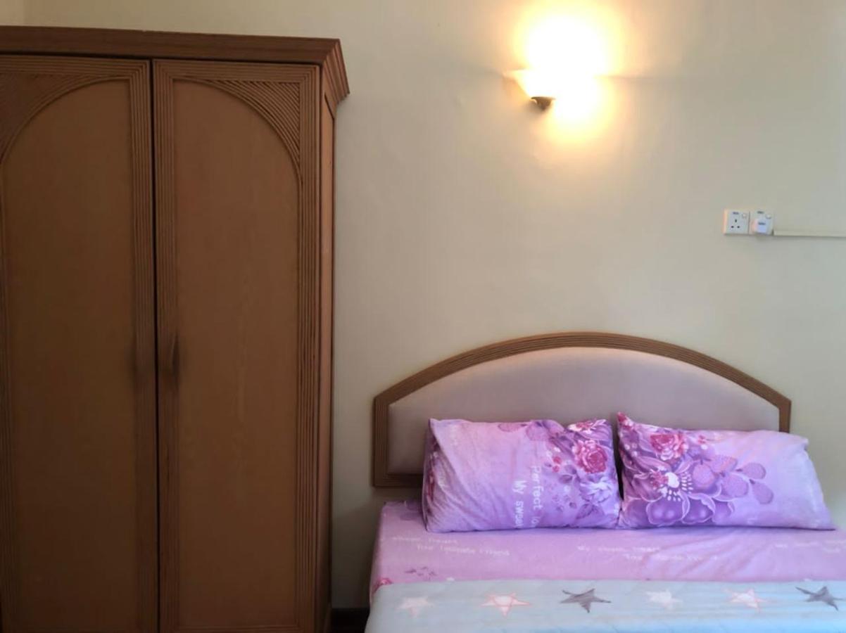 99 Glory - Seaview, Poolview, Beachfront,wifi Seremban