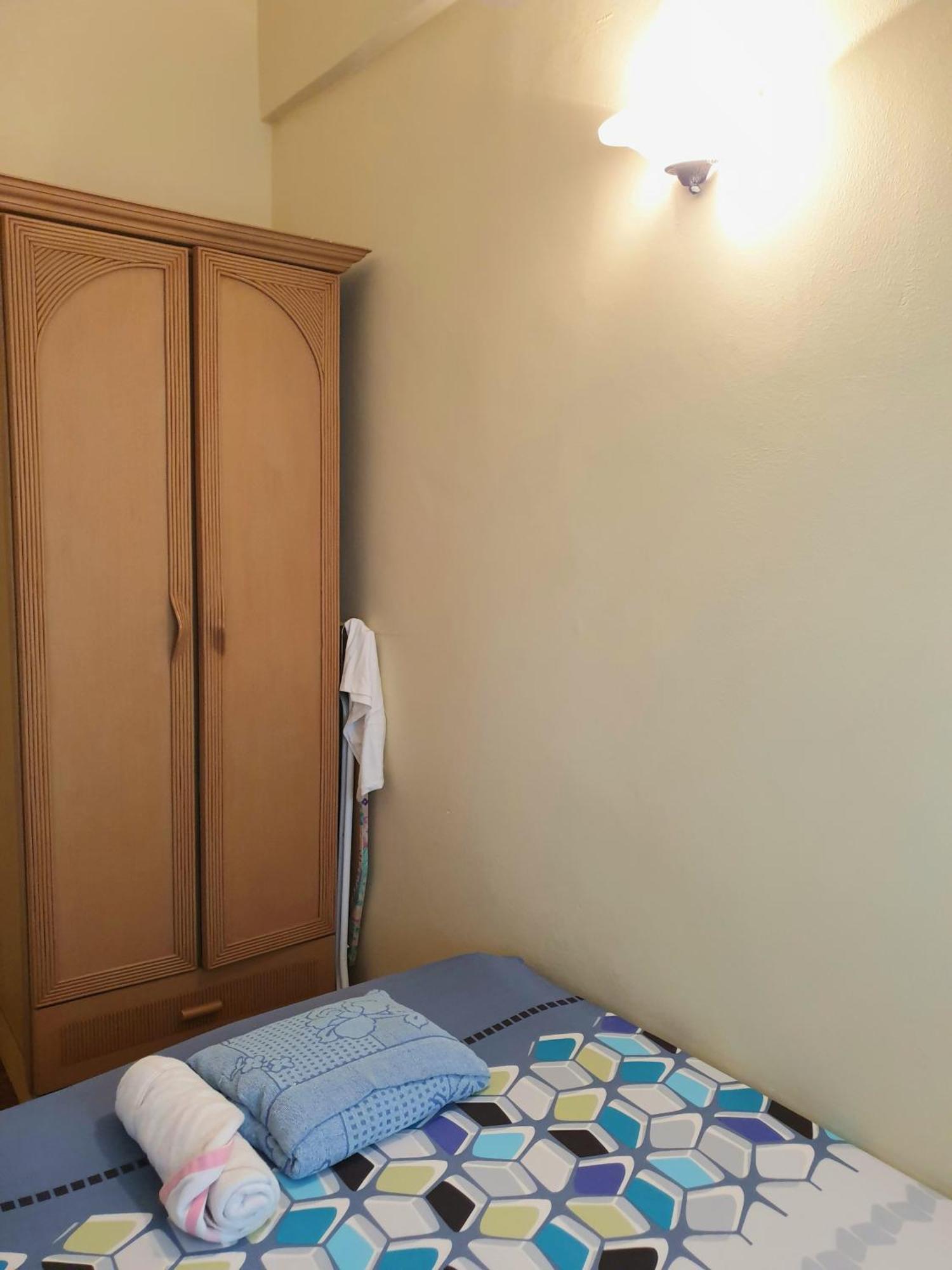Rumah percutian 99 Glory - Seaview, Poolview, Beachfront,wifi